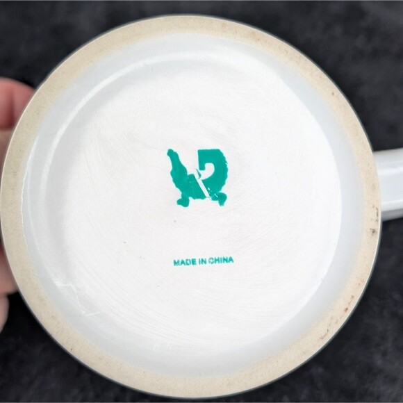 Coffee Makes Me Poop 💩 Mug - Double-Sided Humor for Coffee Lovers - Picture 7 of 8